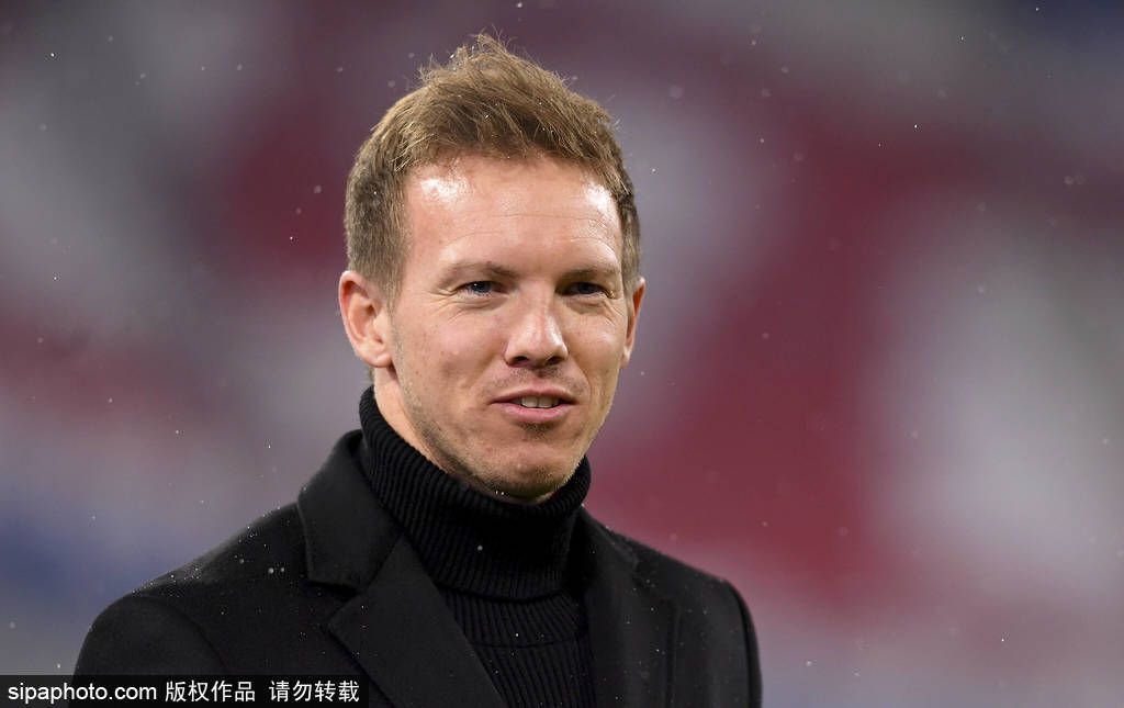 萧华：我计划下周和莫兰特联系NBA季中锦标赛决赛赛前，总裁亚当-萧华接受了采访。
